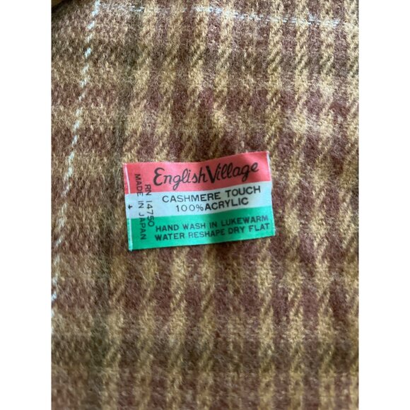 English Village tan brown plaid winter scarf with fringe - Picture 3 of 5